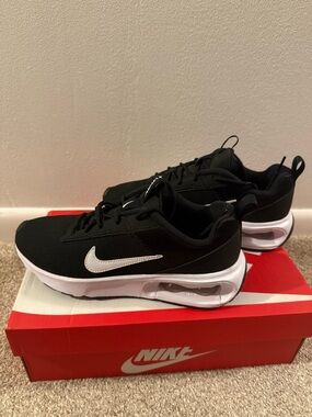 Women’s Nike Black and White Air Max Running Sneakers